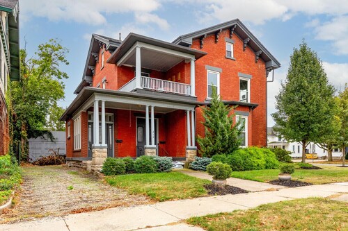 Luxury 1 Bedroom, Sleeps 4, Downtown W Adams - 408