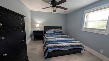 3 bedrooms, WiFi, bed sheets