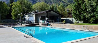 RMR: Tensleep B4 Condo in Teton Village