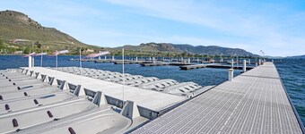 Flip Flop Inn - Enjoy VB's full amenities!