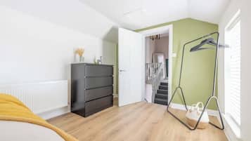 3 Schlafzimmer, Bügeleisen/Bügelbrett, WLAN, Bettwäsche