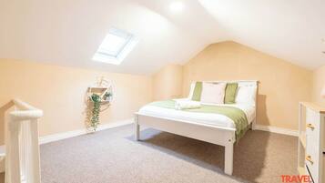 3 bedrooms, iron/ironing board, travel cot, free WiFi