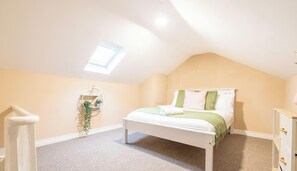 3 bedrooms, iron/ironing board, travel cot, free WiFi