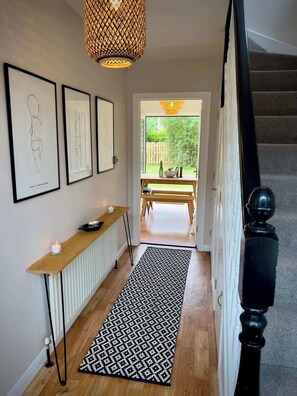 Interior - Quiet 2BR Home with Garden, Sleeps 5 (Londonderry)