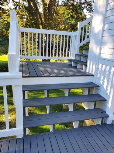 Cozy Garden View Suite near Lunenburg Waterfront (Suite 6)