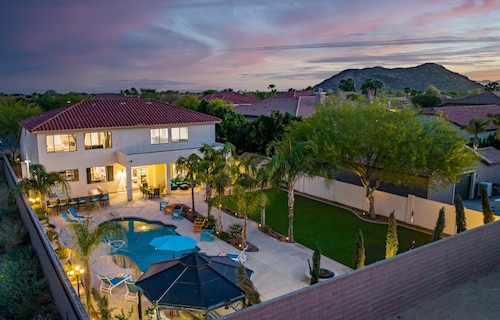 Heated Pool | Hot Tub | Pool Table | Putting Green | 5BR