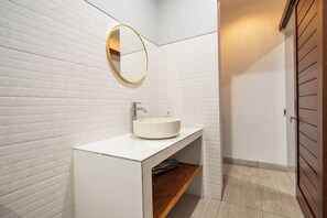 Villa, 3 Bedrooms, Pool View | Bathroom | Shower, hair dryer, towels, soap
