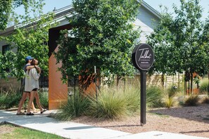 Front of property - Talbot Commons Hotel (Taylor)