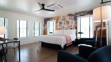 Superior Double Room, Courtyard View | In-room safe, soundproofing, free WiFi