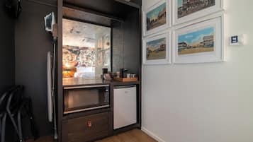 Comfort Double Room, Courtyard View | In-room safe, soundproofing, free WiFi