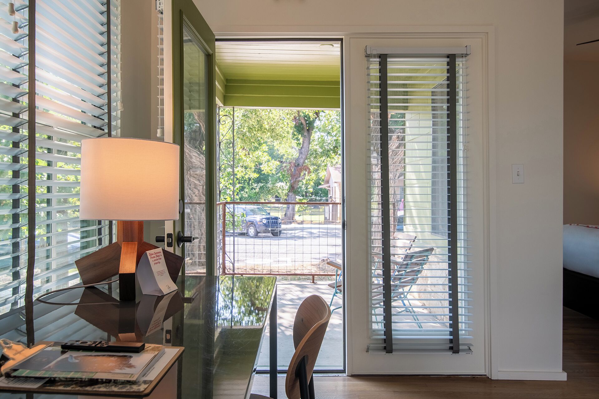 Suite estudio superior, vistas al patio | Caja fuerte, sistema de insonorización, wifi gratis