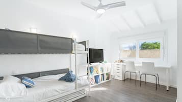 4 habitaciones, tabla de planchar con plancha y wifi gratis