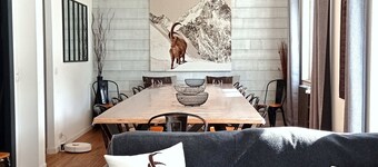 Chalet "Sublime Chalet 14 Pers Spa Extrieur" with Mountain View