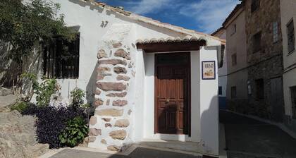 Holiday Home 'Casa De La Calle El Pozo' with Mountain View and Balcony