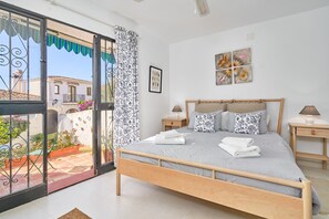 2 bedrooms, free WiFi, bed sheets
