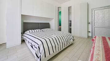 1 habitación, wifi gratis y ropa de cama