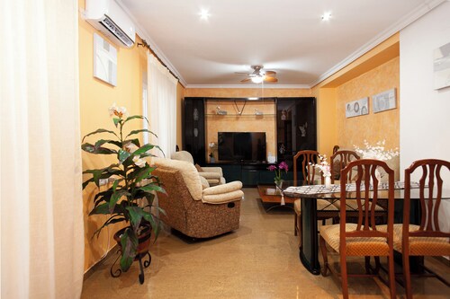 Country House 'Carmen House' with Private Pool, Wi-Fi and Air Conditioning