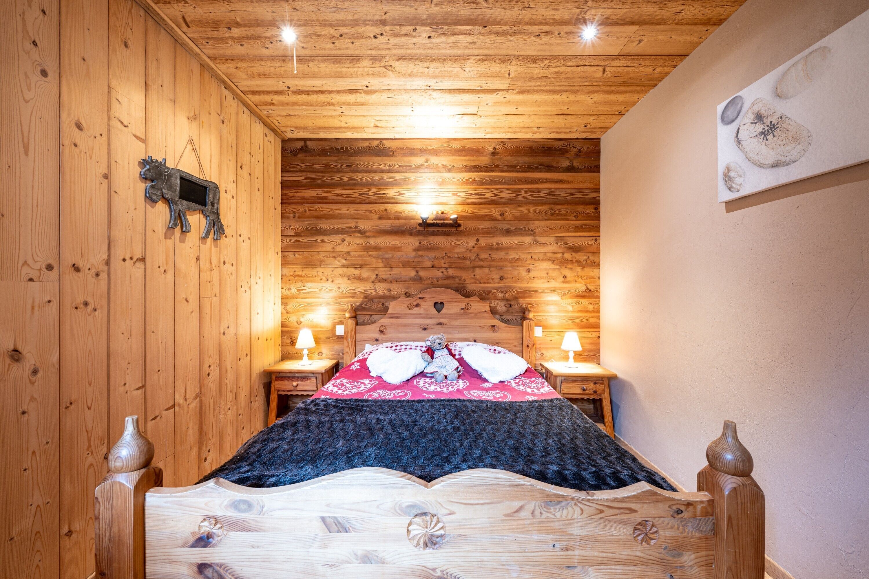 3 bedrooms, iron/ironing board, free WiFi