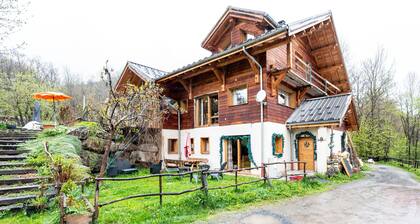 Appartement "La Poya" avec vue sur les montagnes, terrasse privée et Wi-Fi