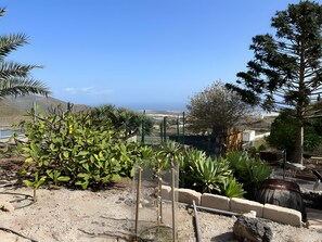 Property grounds - Vacation Home 'Mi Casita De Chimaca' with Mountain View, Wi-Fi and Air Conditioning (Arona)