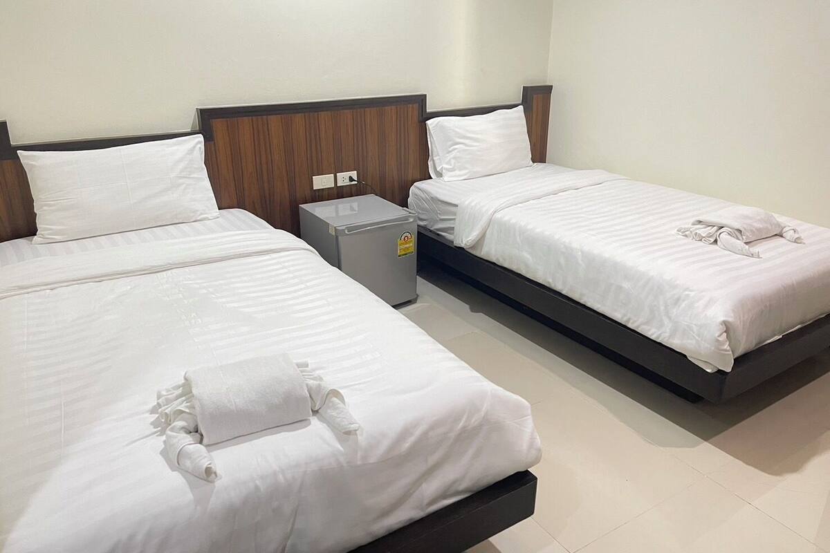 1 bedroom, desk, free WiFi