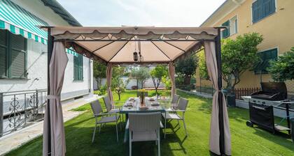 Ferienhaus 'Villa Verde - 300m vom Meer' mit privatem Garten, Wi-Fi und Klimaanlage