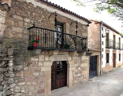 Habitación Doble con vistas a la montaña, terraza compartida y Wi-Fi