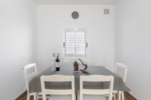 Dining - Vacation Home 'Casa Otilia' with Sea View, Private Terrace and Wi-Fi (Arafo)