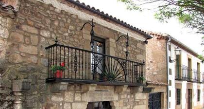 Maison de campagne "Complejo Las Frascuelas" avec vue sur les montagnes, terrasse privée et Wi-Fi