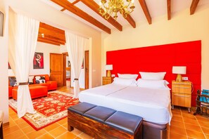 5 bedrooms, iron/ironing board, free WiFi, bed sheets - Country House 'Es Pouet' with Mountain View, Wi-Fi and Air Conditioning (Binissalem)
