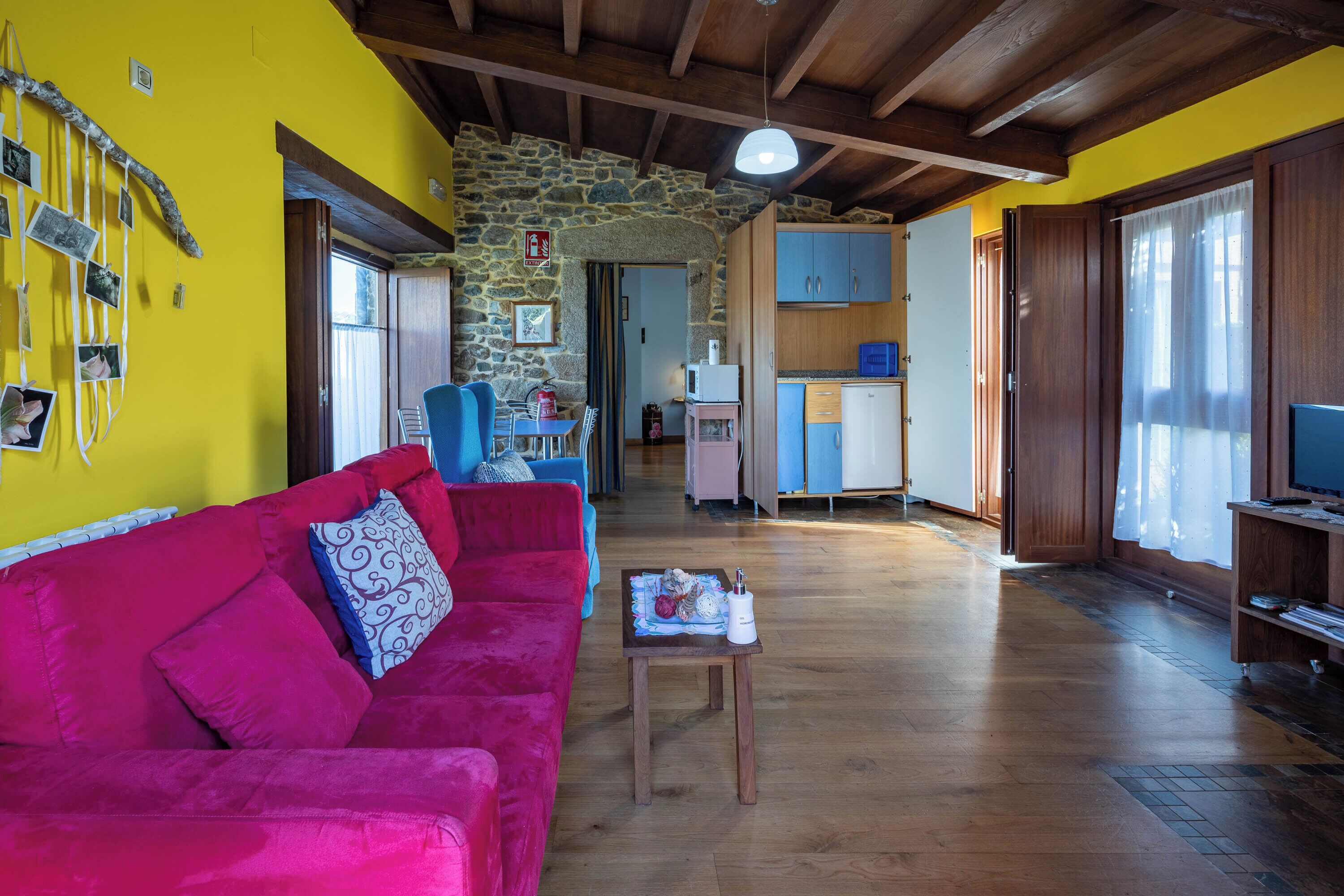 Télévision, cheminée