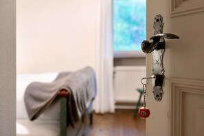 1 bedroom, free WiFi, bed sheets