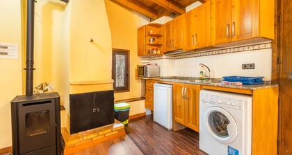 Apartment 'Ca L'estall' with Mountain View