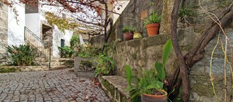 Holiday Home 'Casa Do Adro Do Soajo' with Mountain View, Wi-Fi and Air Conditioning