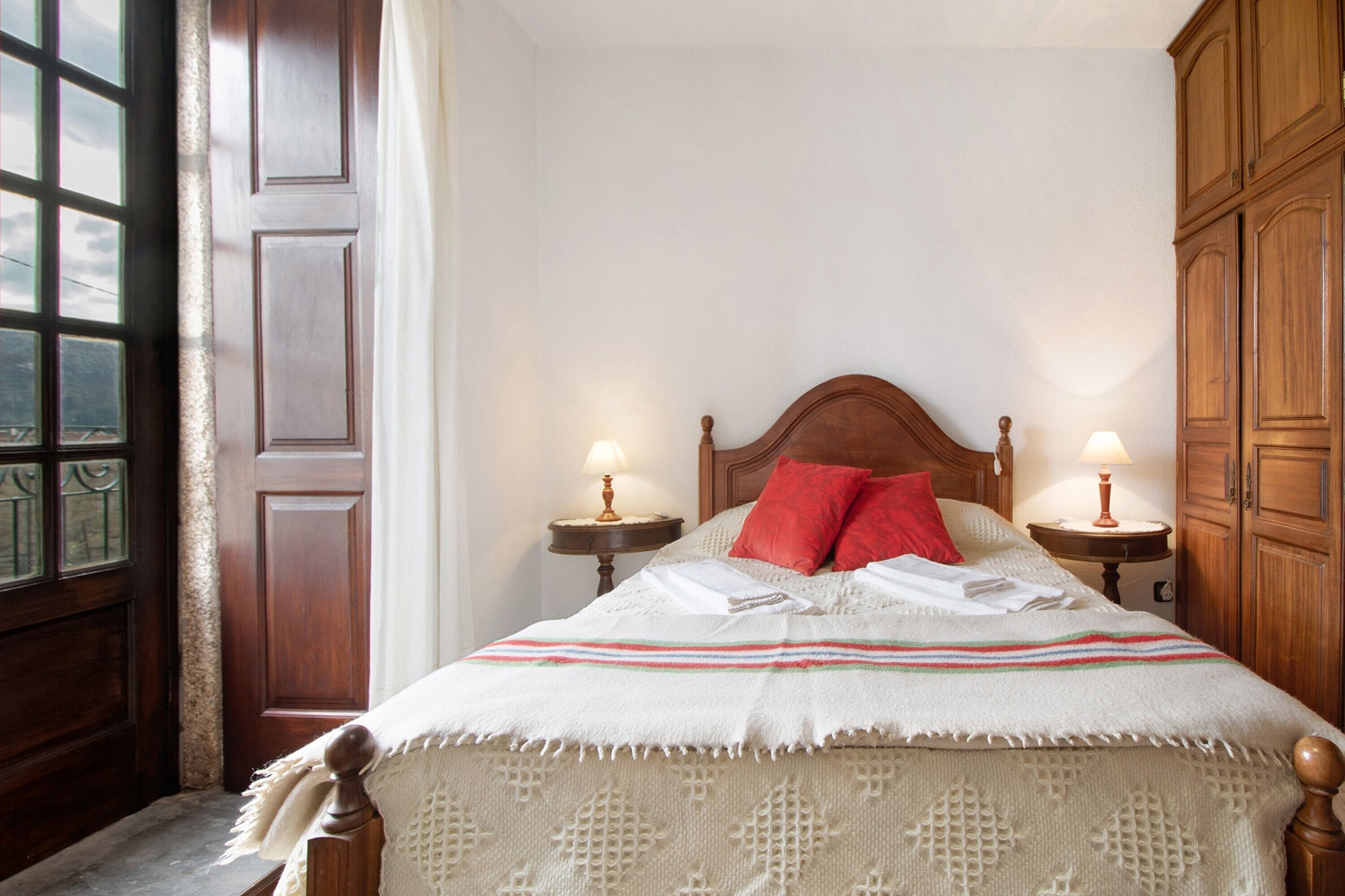 1 bedroom, free WiFi, bed sheets