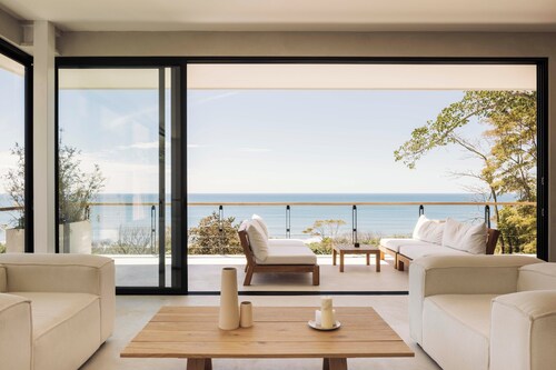 Unique luxury Ocean view villa steps from the beach