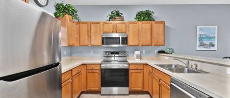 Fridge, microwave, dishwasher, coffee/tea maker