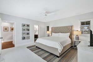 3 bedrooms, desk, iron/ironing board, free WiFi
