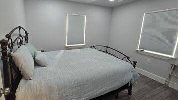 3 間睡房、Wi-Fi、床單