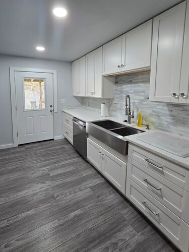 Charming 3-bedroom cottage in serene Aransas Pass with AC, WiFi