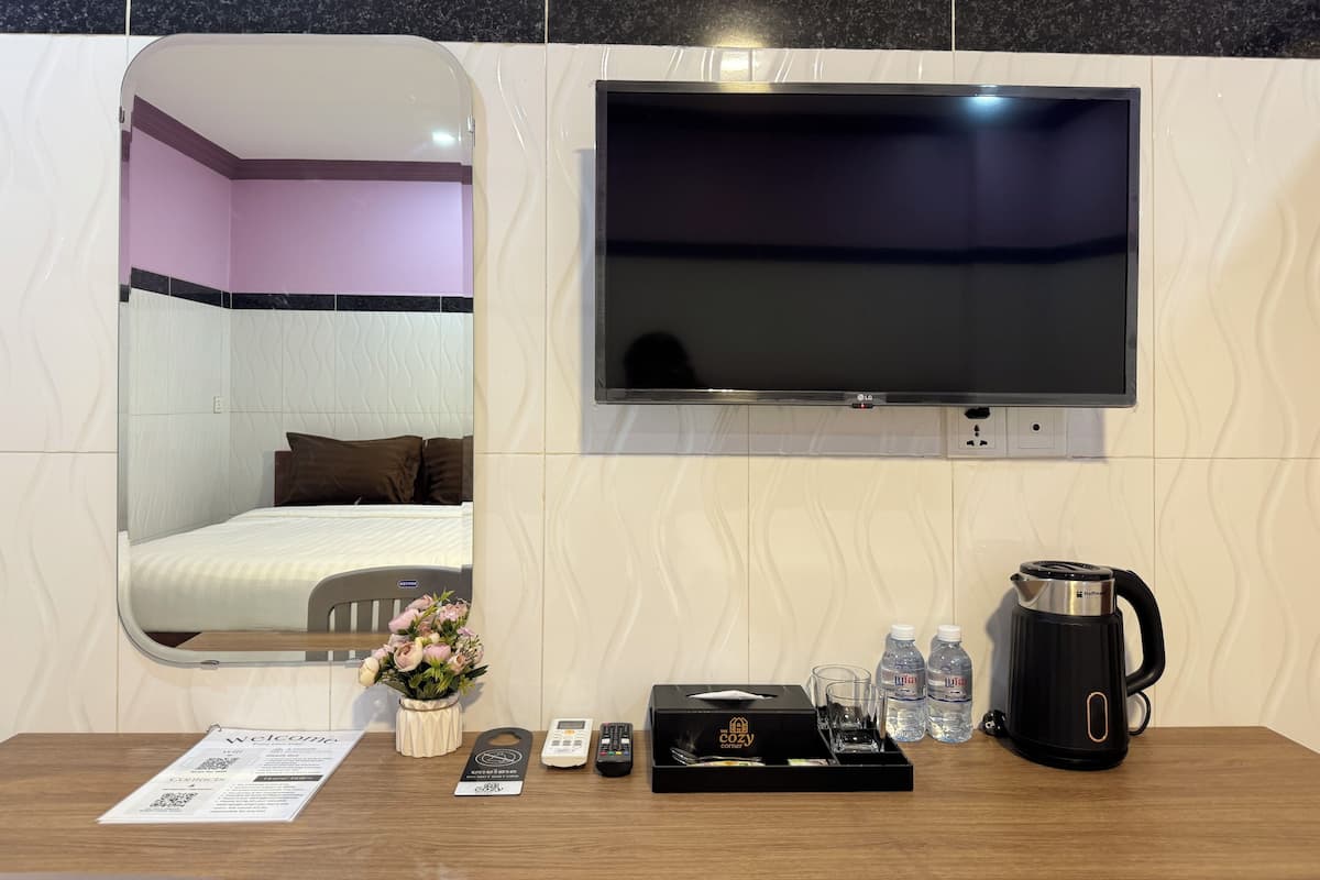 Chambre Standard avec lits jumeaux, 2 chambres | Bureau, Wi-Fi gratuit