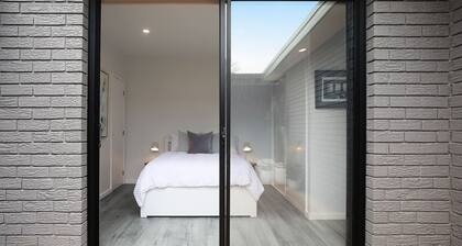 February treat: Book 3 nights, pay for only 2 â your extra night is on us