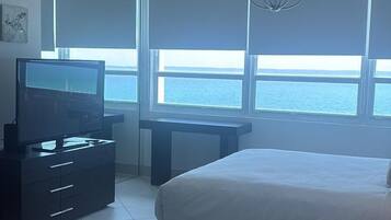 1 chambre, fer et planche Ă repasser, Wi-Fi gratuit, draps fournis