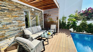 Pool - Luxury Villa Bird of Paradise.With Private Pool close to beach and Paphos centre (Yeroskipou)