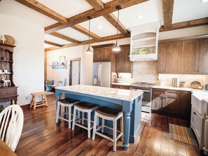 Talheres/pratos/utensílios de cozinha, especiarias