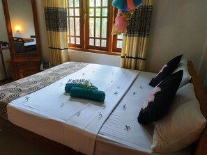 9 habitaciones, escritorio, cuna de viaje y wifi 