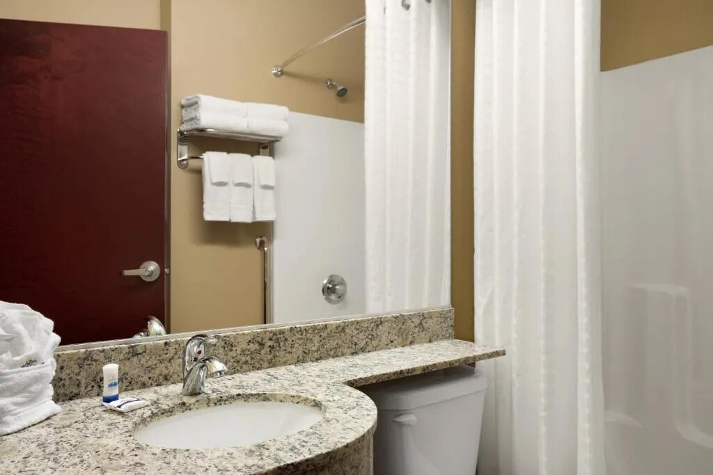 4 Pet-friendly Rooms W/ Free Breakfast | Close To Downtown - Bridgeport, WV