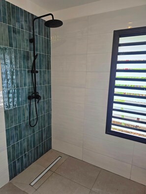 Hair dryer, towels - Studio RDC (Saint Pierre)
