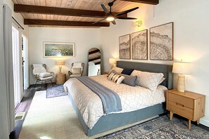 3 bedrooms, desk, iron/ironing board, travel cot