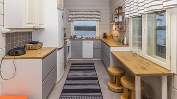 Réfrigérateur, micro-ondes, lave-vaisselle